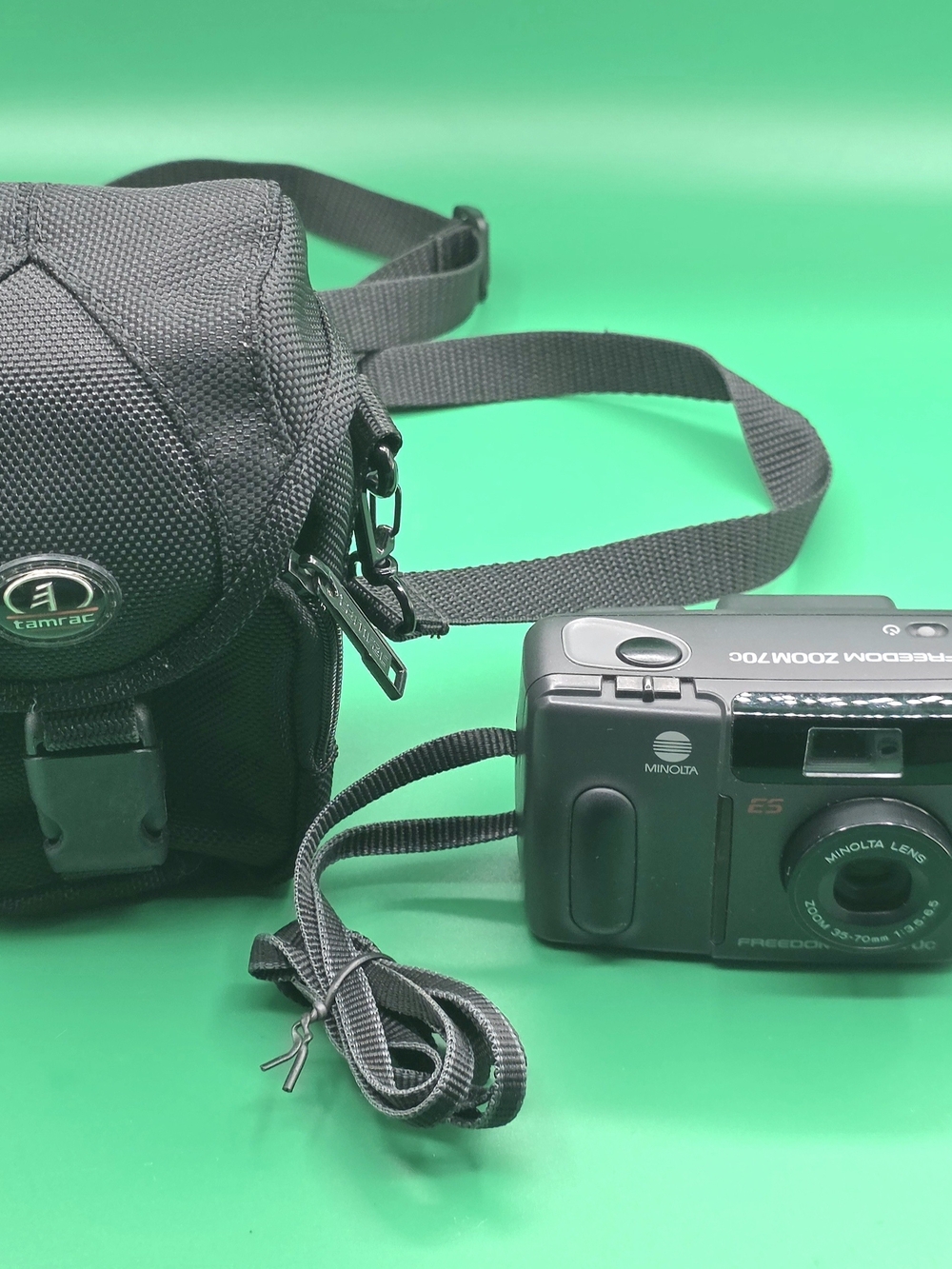 Minolta Freedom Zoom 70G 35mm Film Camera with Black Tamrac Case